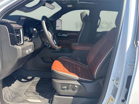 Used 2026 GMC Sierra 2500 Denali Ultimate AWD/4WD image 10
