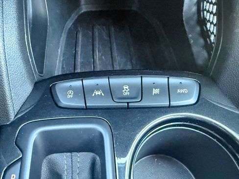 Certified 2023 Chevrolet TrailBlazer LT AWD/4WD image 36