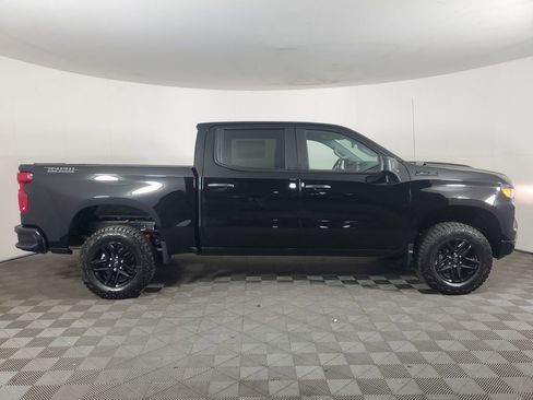 New 2026 Chevrolet Silverado 1500 Custom Trail Boss w/ Midnight Edition image 3
