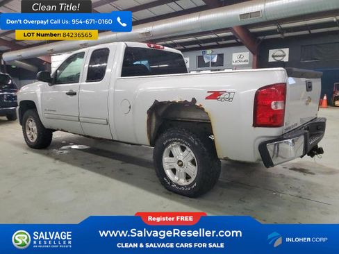 Used 2010 Chevrolet Silverado 1500 LT w/ Power Pack Plus AWD/4WD image 3