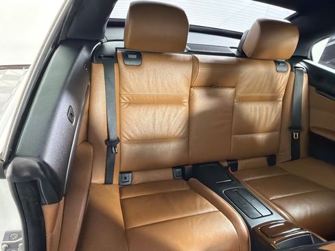 Used 2012 BMW 335i Convertible w/ M Sport Pkg image 29