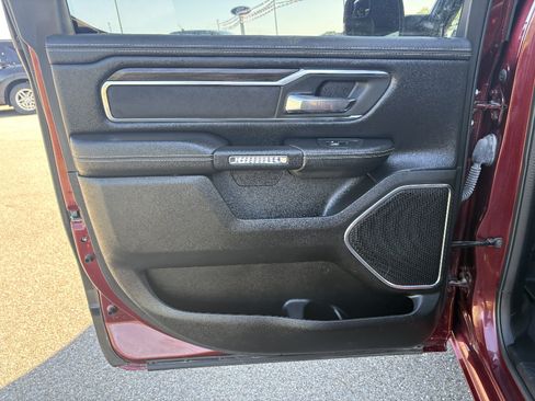 Used 2025 RAM 1500 Laramie AWD/4WD image 17
