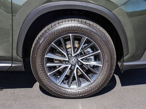 Used 2024 Lexus NX 250 FWD image 11