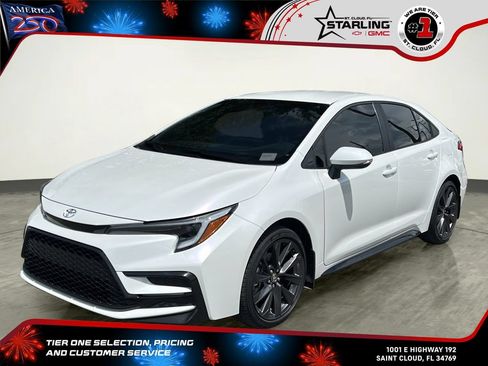 Used 2026 Toyota Corolla SE FWD image 1