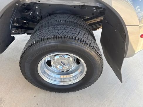 Used 2024 Ford F350 XLT w/ FX4 Off-Road Package AWD/4WD image 5