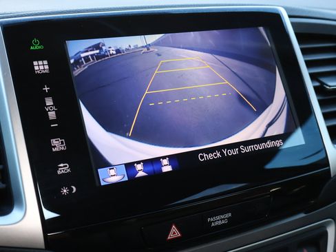 Used 2016 Honda Pilot EX-L image 4