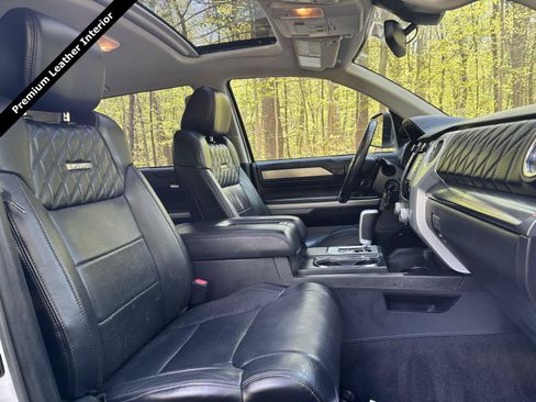 Used 2019 Toyota Tundra Platinum AWD/4WD image 6
