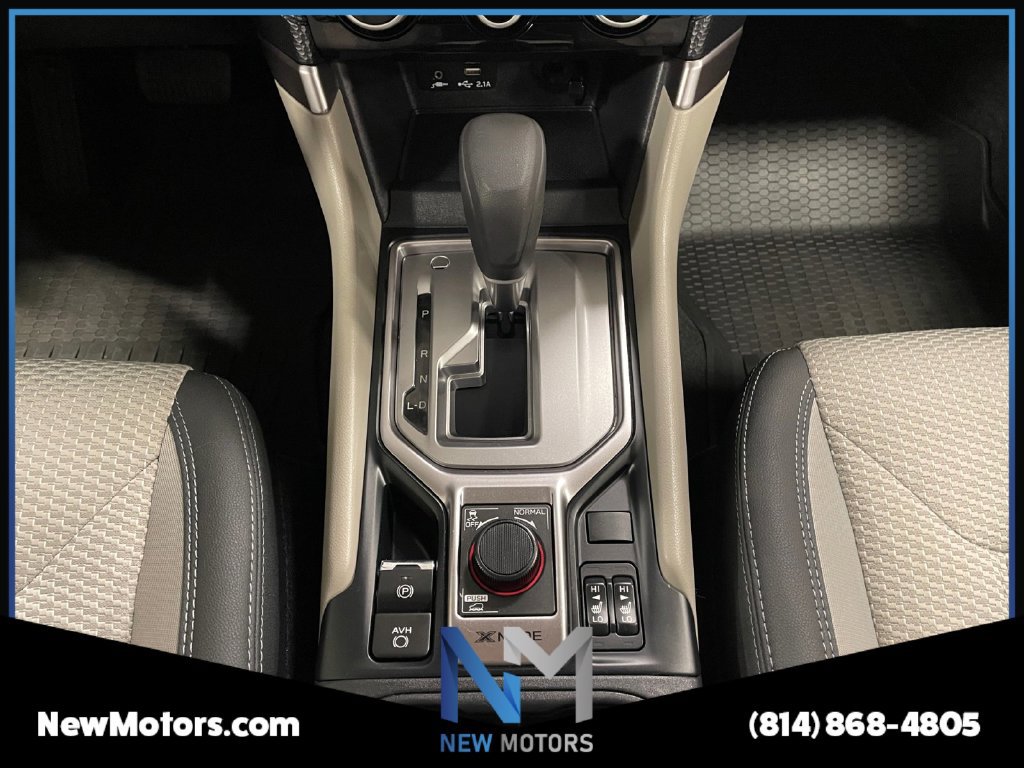 Used 2021 Subaru Forester Premium AWD/4WD image 12