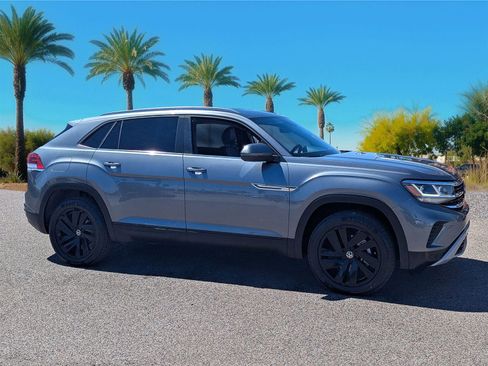 Used 2023 Volkswagen Atlas Cross Sport SE w/ Black Wheel Package image 7