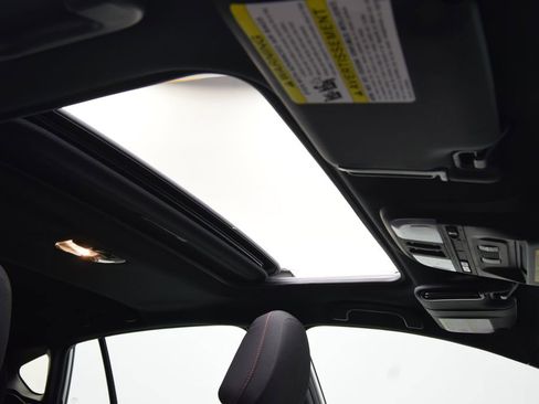 Used 2023 Subaru Impreza 2.0i Sport image 21