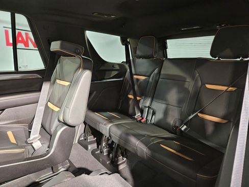 Used 2024 GMC Yukon AT4 w/ AT4 Premium Plus Package image 41