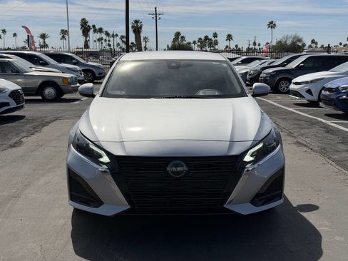 Used 2023 Nissan Altima 2.5 S image 16