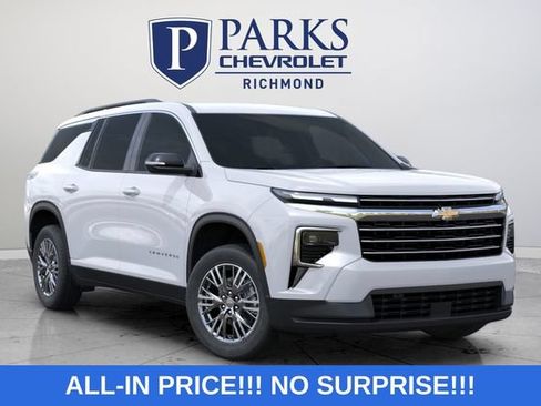 New 2027 Chevrolet Traverse LT FWD image 2