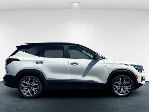 Used 2023 Kia Seltos SX AWD/4WD image 6