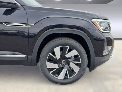 New 2026 Volkswagen Atlas Cross Sport SEL AWD/4WD image 12