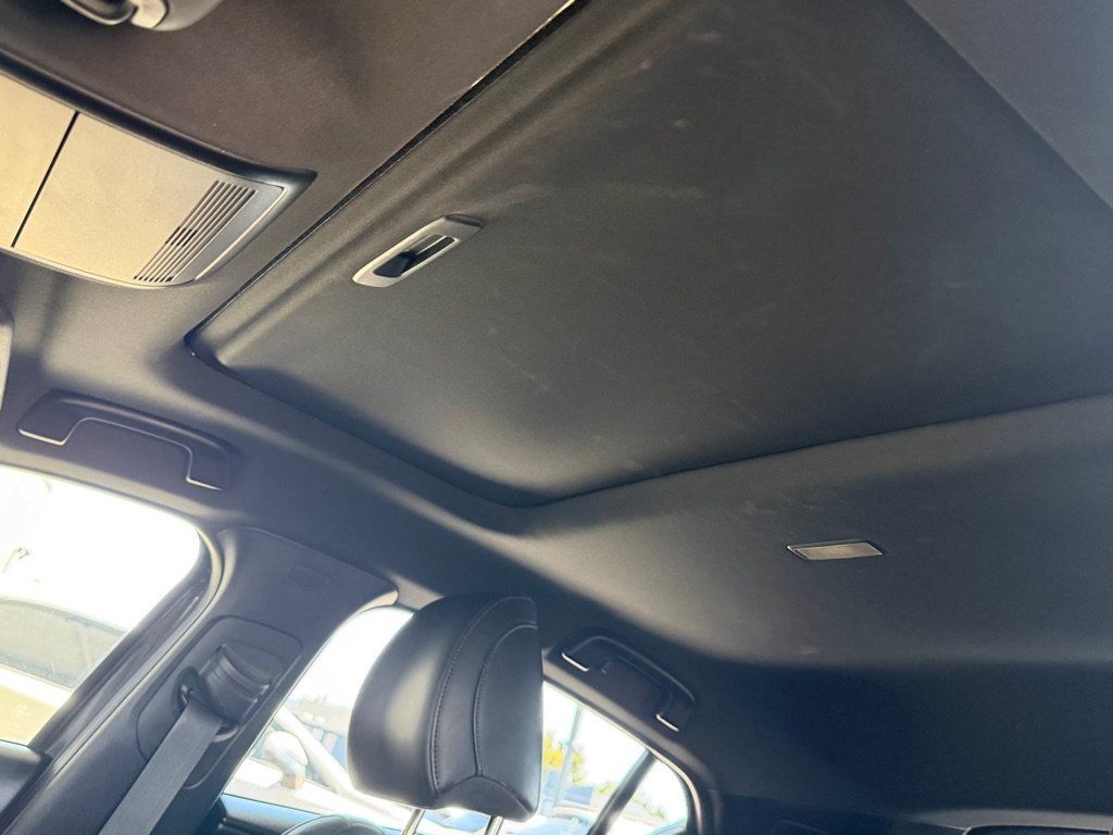 Used 2019 MAZDA MAZDA3 AWD Hatchback w/ Premium Pkg image 19