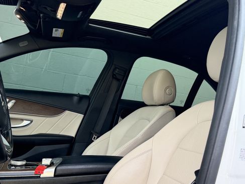 Used 2020 Mercedes-Benz C 300 Sedan image 17