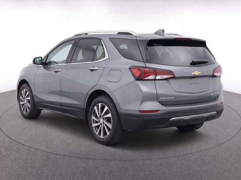 Used 2024 Chevrolet Equinox Premier AWD/4WD image 3