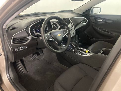 Used 2024 Chevrolet Malibu LT image 13