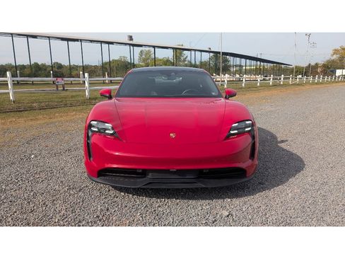 Used 2020 Porsche Taycan 4S image 2