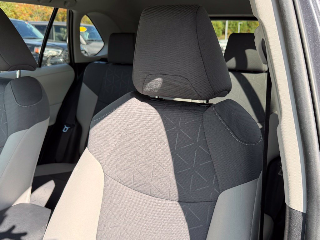 Certified 2024 Toyota RAV4 XLE w/ Convenience Package FWD image 7