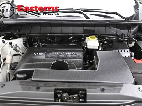 Used 2023 Nissan Pathfinder Platinum AWD/4WD image 7