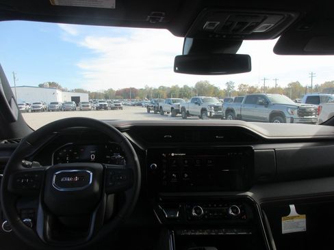 New 2026 GMC Sierra 1500 AT4 w/ AT4 Premium Package image 17