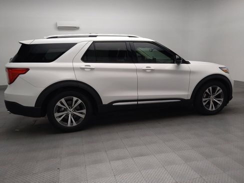 Used 2020 Ford Explorer Platinum w/ Premium Technology Package image 10