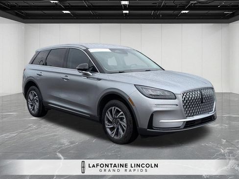 Certified 2023 Lincoln Corsair AWD w/ Equipment Group 101A image 7