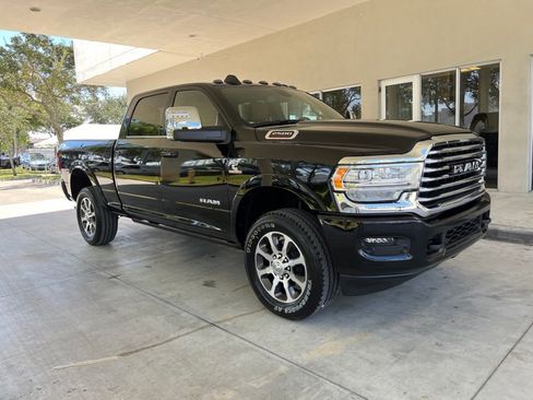 New 2024 RAM 2500 Limited AWD/4WD image 2