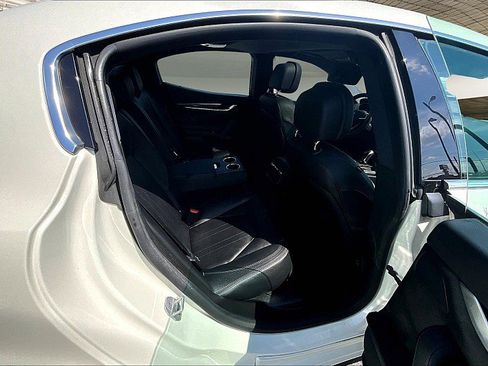 Used 2018 Maserati Ghibli 4d Sedan RWD image 27