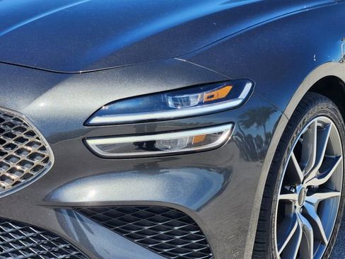 Used 2025 Genesis G70 2.5T image 6