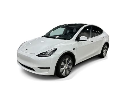 Certified 2023 Tesla Model Y Long Range AWD/4WD image 1