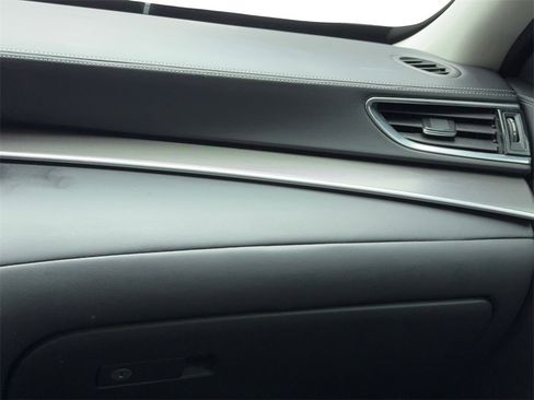 Used 2023 INFINITI QX50 Luxe image 17