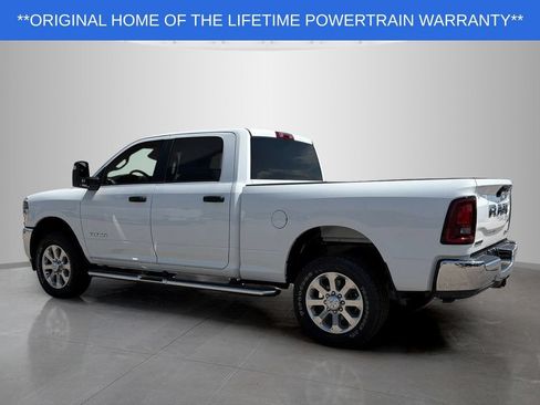 New 2026 RAM 3500 Big Horn AWD/4WD image 6