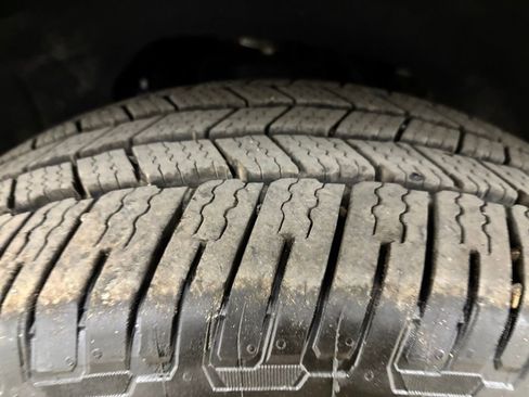 Used 2023 Jeep Grand Wagoneer Base w/ Flexible Seating Group image 10