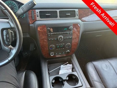 Used 2009 Chevrolet Tahoe LT w/ Luxury Package image 9