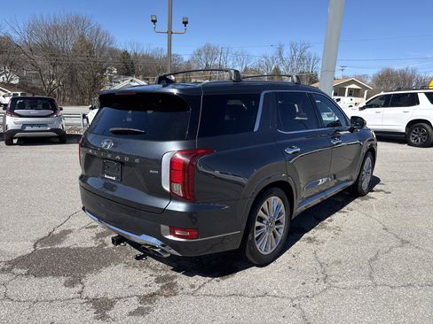 Used 2020 Hyundai Palisade Limited image 3