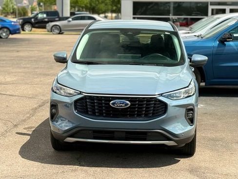 Certified 2024 Ford Escape Platinum w/ Premium Technology Package AWD/4WD image 30