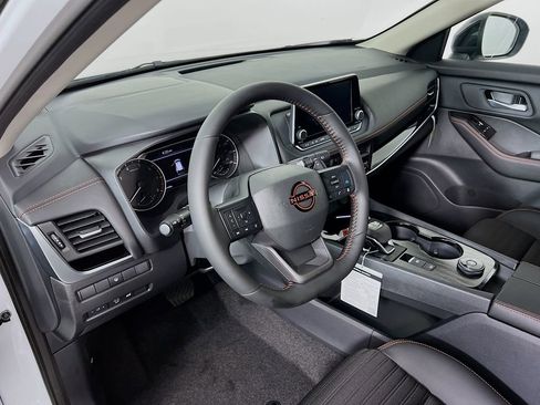 New 2026 Nissan Rogue Rock Creek w/ Rock Creek Premium Package image 8