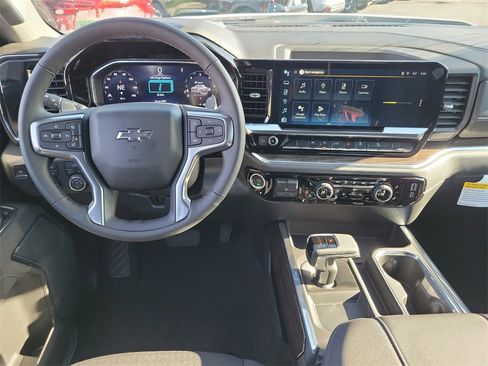 New 2026 Chevrolet Silverado 1500 RST w/ Z71 Off-Road Package image 4