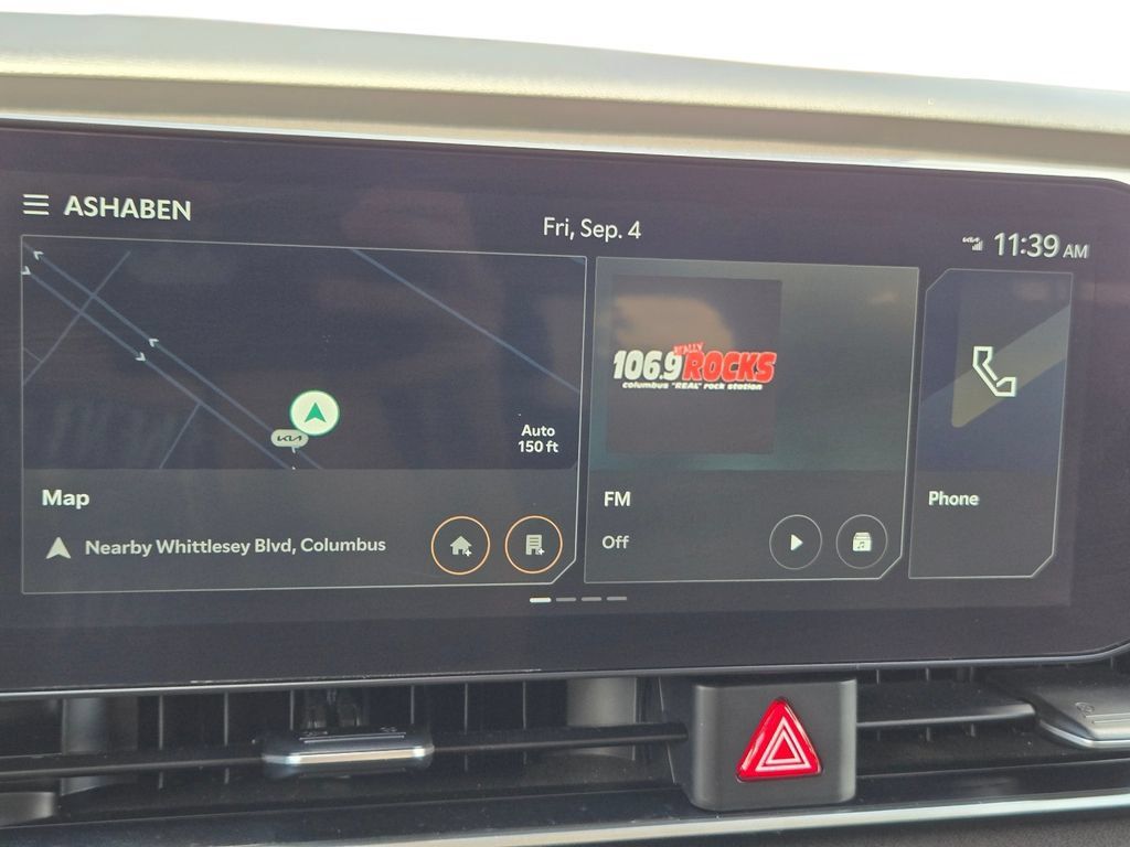 Certified 2025 Kia Carnival EX FWD image 28