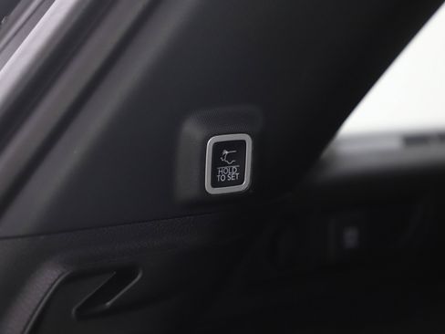 Used 2024 Jeep Grand Cherokee Summit AWD/4WD image 18