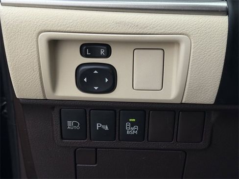 Used 2017 Lexus ES 350 image 22