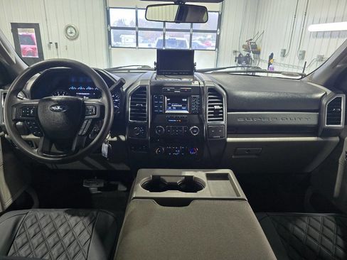 Used 2017 Ford F250 XLT w/ XLT Value Package image 10