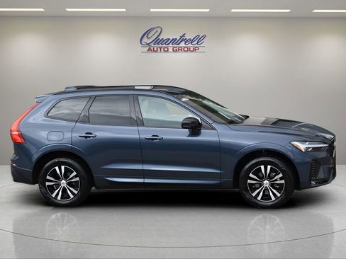 Used 2025 Volvo XC60 B5 Core image 3