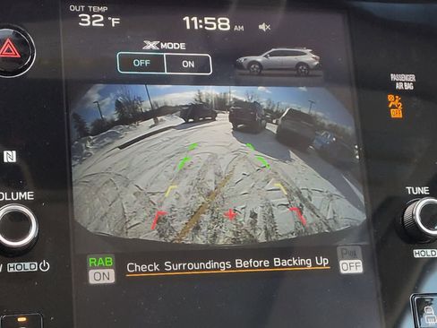 Used 2022 Subaru Outback Limited image 32