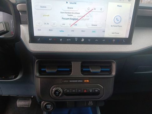 New 2026 Ford Maverick XLT w/ XLT Luxury Package image 33