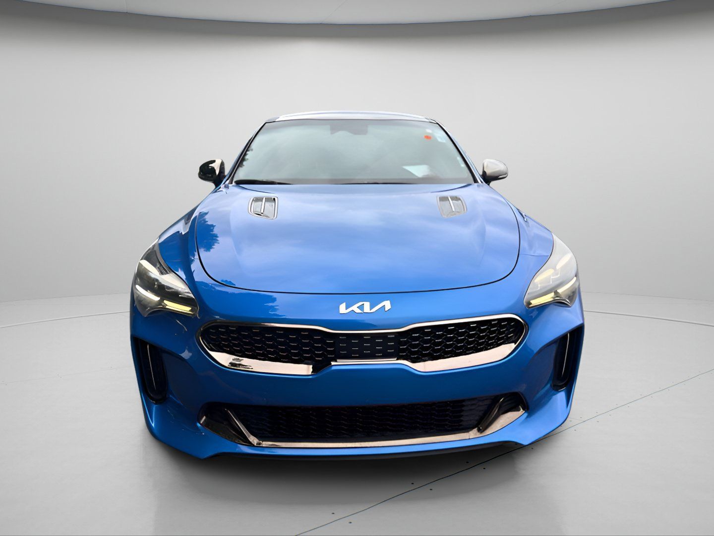 Used 2022 Kia Stinger GT-Line w/ Sun & Sound Package RWD image 3