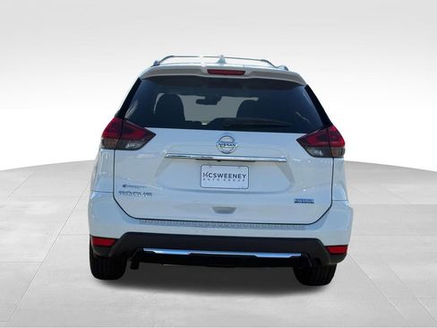 Used 2019 Nissan Rogue S w/ Special Edition Package FWD image 28
